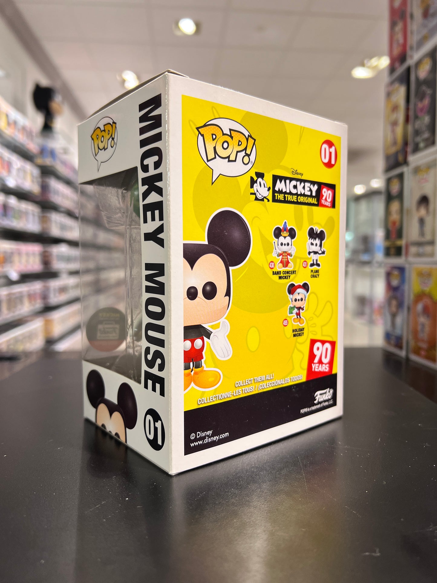 Funko Pop! Disney - Mickey Mouse (Funko Shop) Green/Yellow